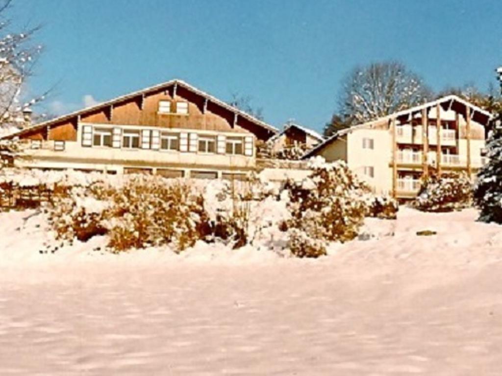 Village Vacances Les Alerions Talloires Exteriör bild